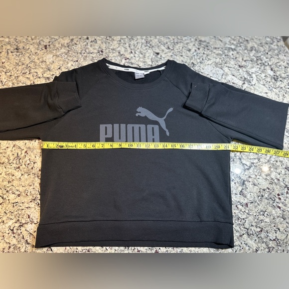 Puma Women’s Black Cropped Long Sleeve Sweatshirt Size M Logo Pullover - Picture 5 of 9